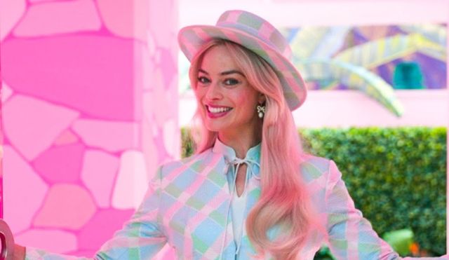 Margot Robbie collaborates on 'Barbie' fashion book | CanIndia.com